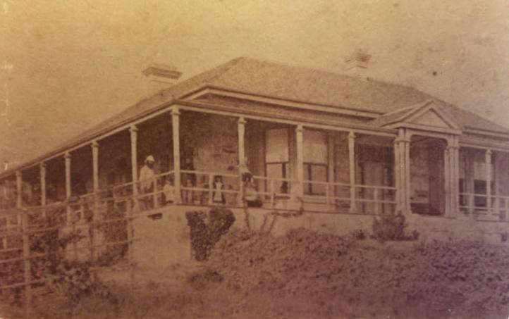 Historic photograph of Grangehill as a single-storey residence
